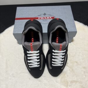 PRADA CUPS ZWART MAT