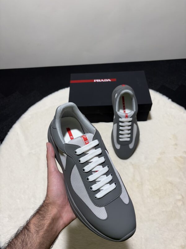 PRADA CUPS GRIJS MAT - Afbeelding 2