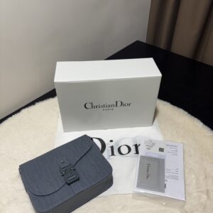 CHRISTIAN DIOR MESSENGER BLAUW