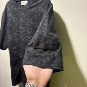 STONE ISLAND LOGO SHIRT ZWART