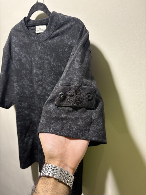 STONE ISLAND LOGO SHIRT ZWART