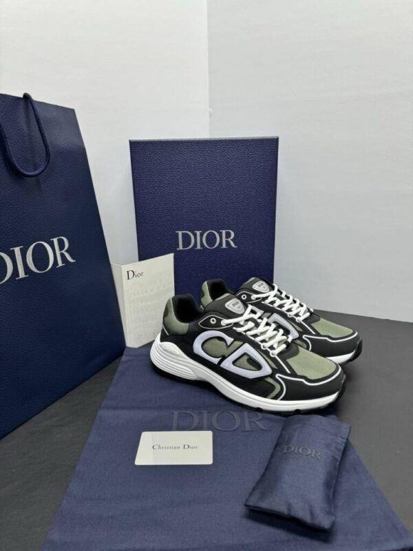 CHRISTIAN DIOR B30 GROEN