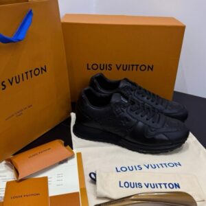 LOUIS VUITTON SNEAKER LEATHER