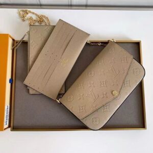 LV POCHETTE FELICIE BEIGE